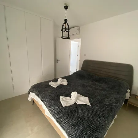 Blue Serenity - Deja Blue 2 - C13 Kalogrea